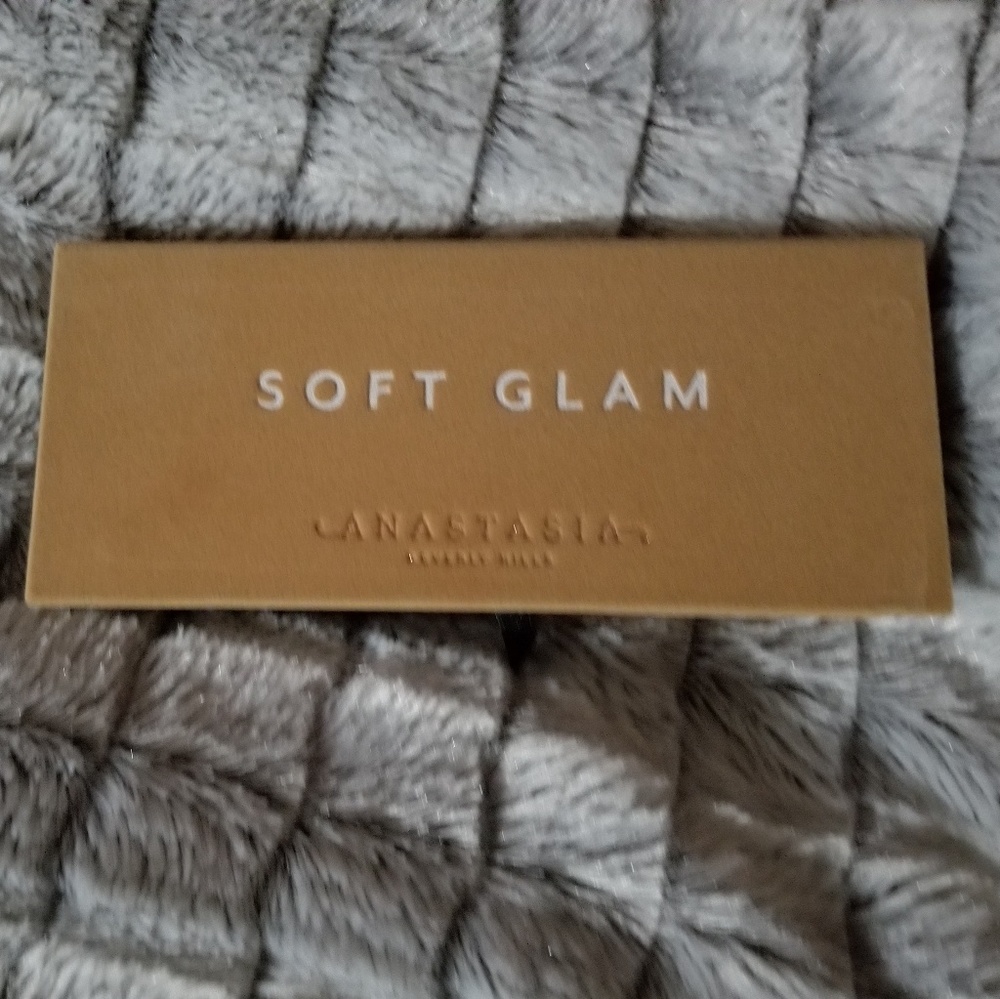 ABH Soft Glam